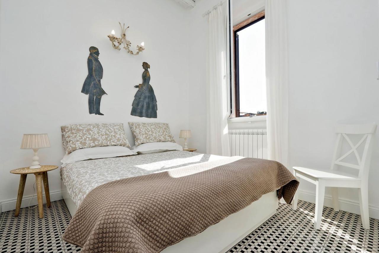 Garibaldi 3 Apartment